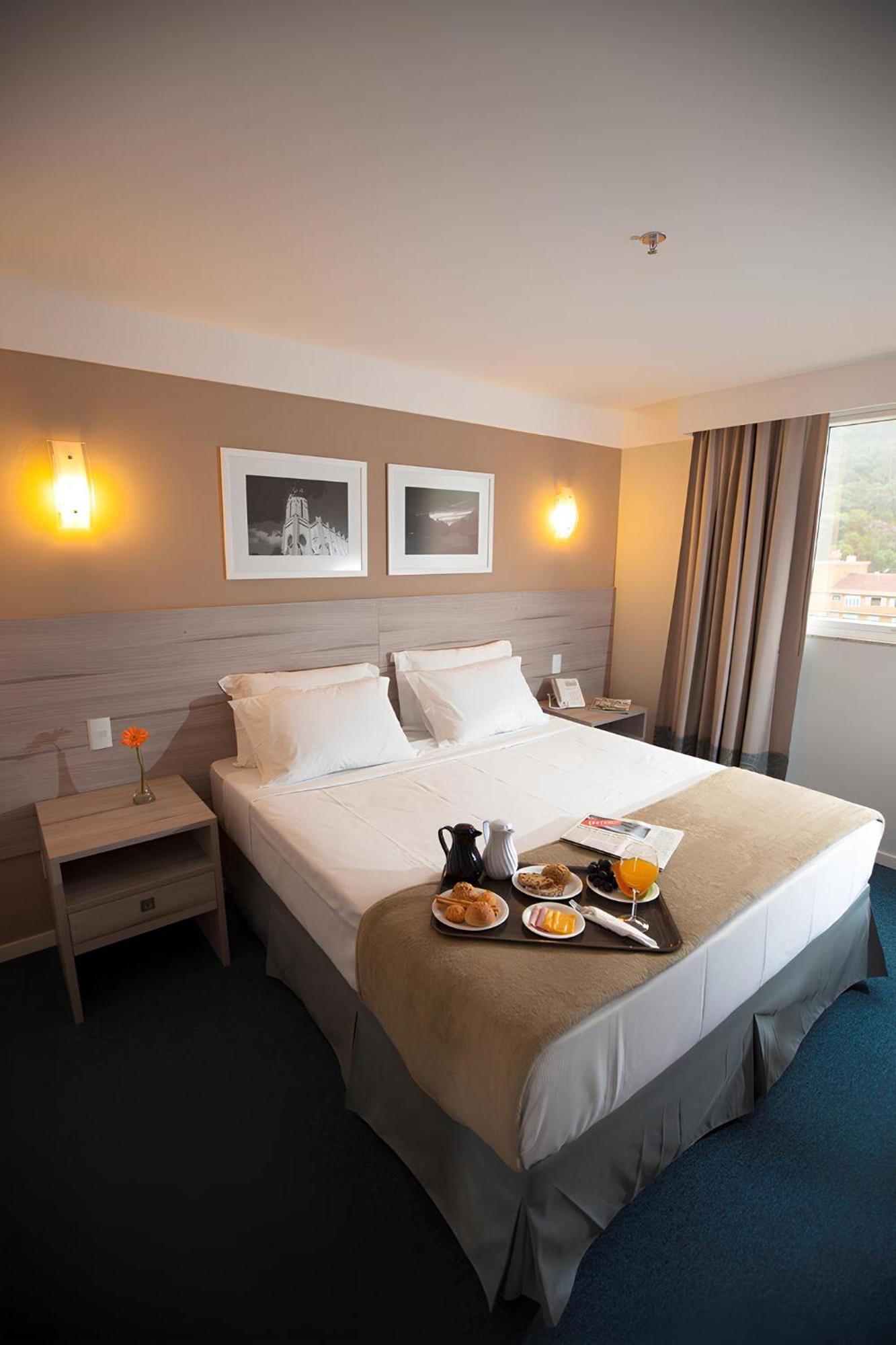 Hotel Intercity 4*