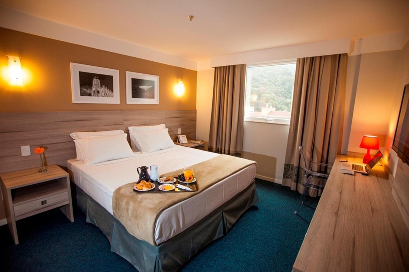 Intercity Hotel 4*